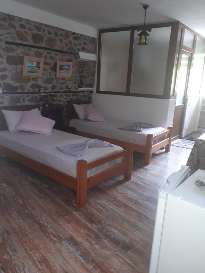 Nuci'S Home Glass Floor Tushemisht 외부 사진